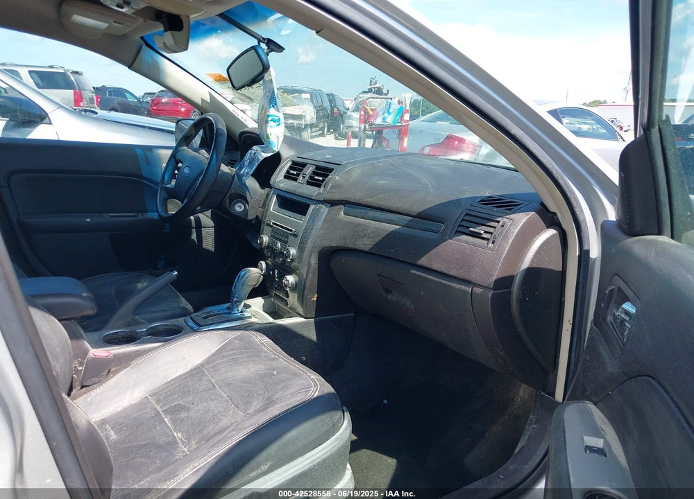 2010 FORD FUSION VIN: 3FAHP0JA3AR359503