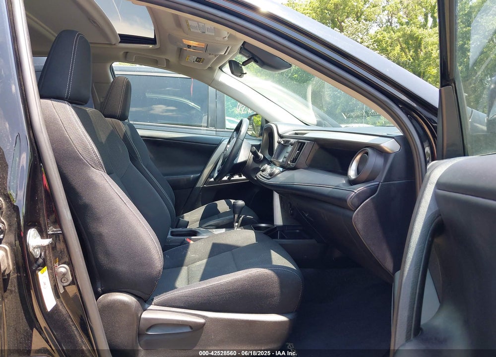 2018 TOYOTA RAV4 VIN: 2T3WFREV3JW468450