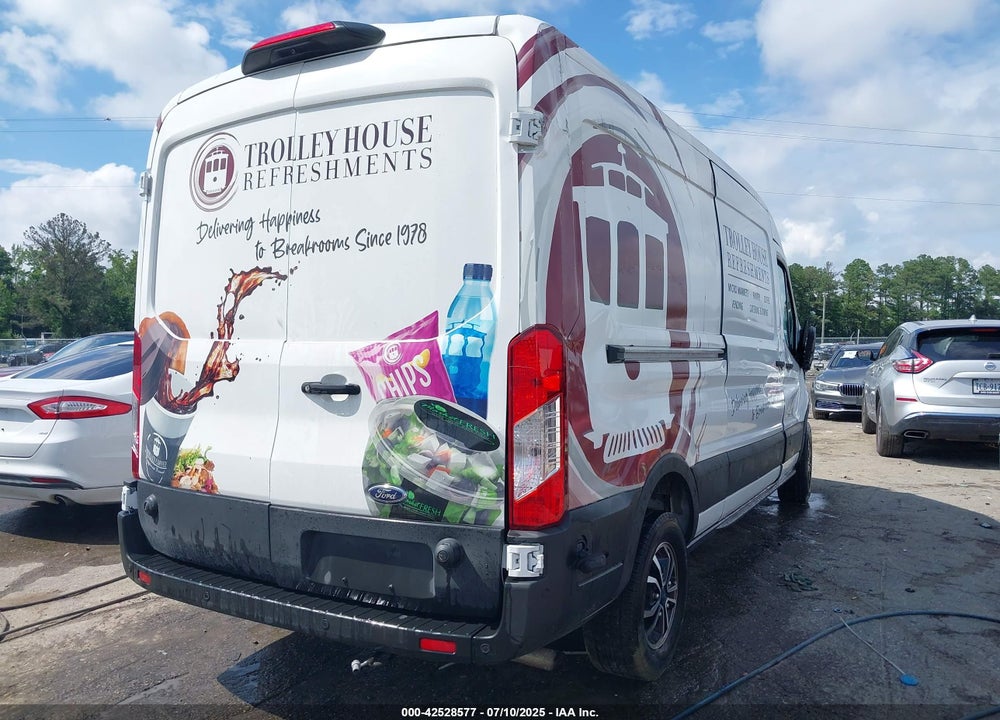 2022 FORD TRANSIT-250 VIN: 1FTBR1C83NKA11771