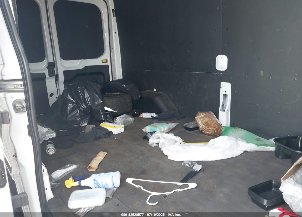 2022 FORD TRANSIT-250 VIN: 1FTBR1C83NKA11771