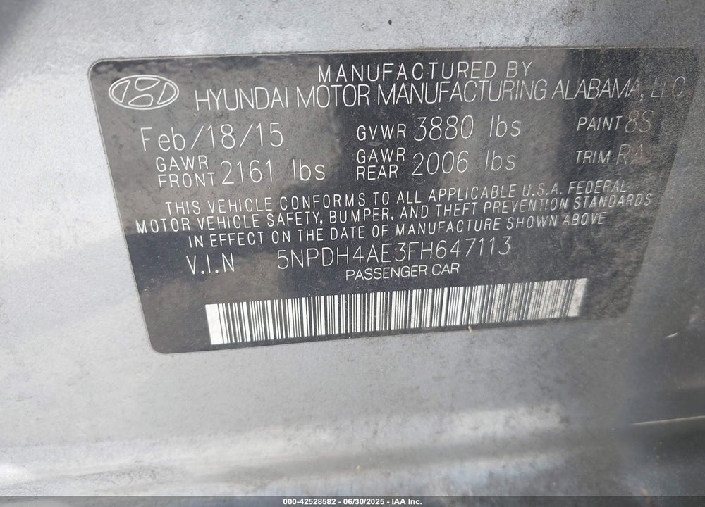2015 HYUNDAI ELANTRA VIN: 5NPDH4AE3FH647113