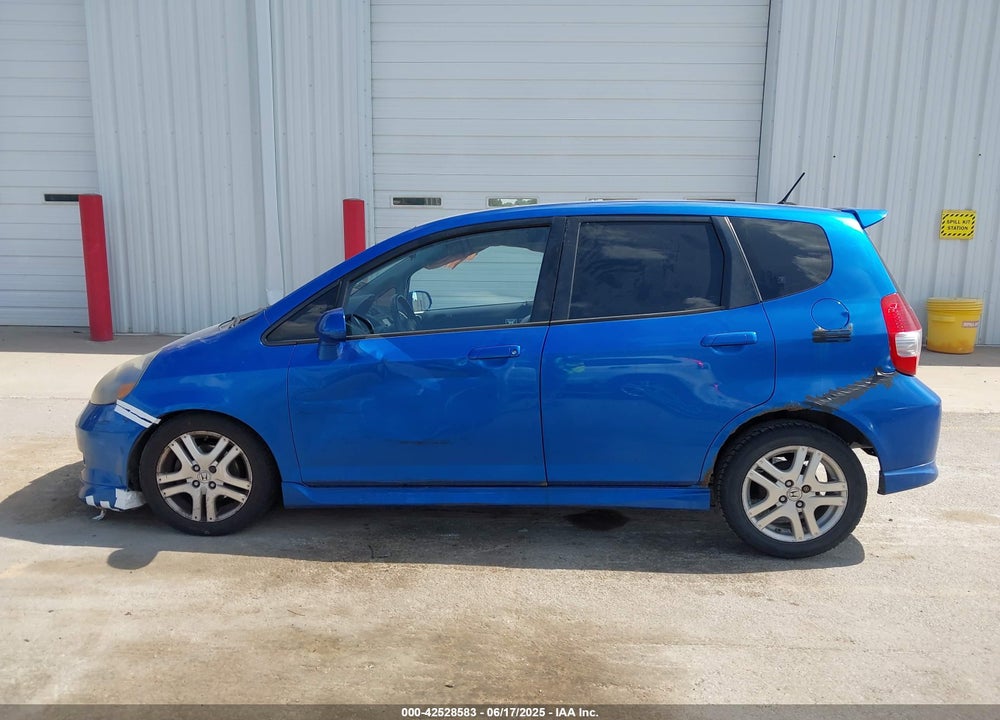 2008 HONDA FIT VIN: JHMGD38698S031209