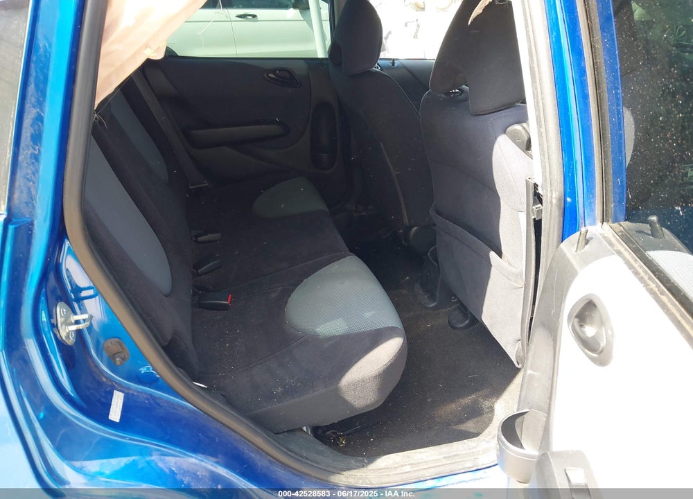 2008 HONDA FIT VIN: JHMGD38698S031209
