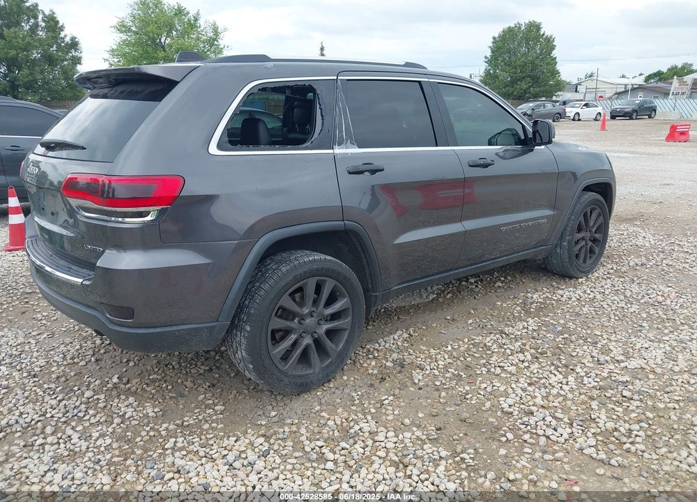 2017 JEEP GRAND CHEROKEE VIN: 1C4RJFBG8HC867660