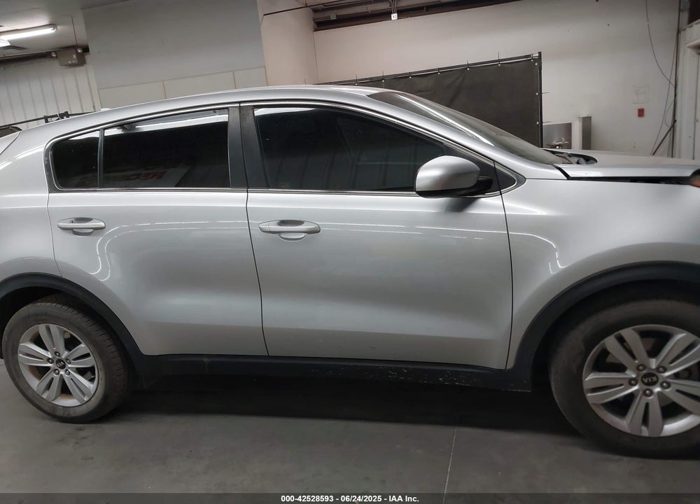 2018 KIA SPORTAGE VIN: KNDPM3AC5J7429771