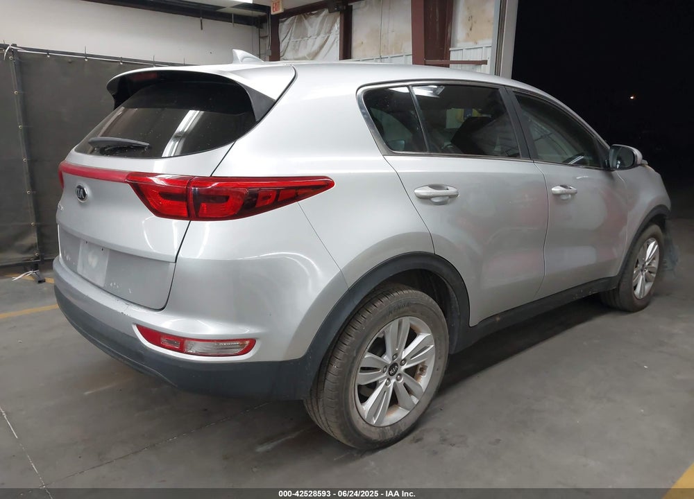 2018 KIA SPORTAGE VIN: KNDPM3AC5J7429771