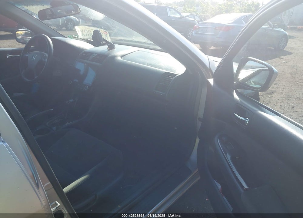 2006 HONDA ACCORD 2.4 SE VIN: 1HGCM56326A040083