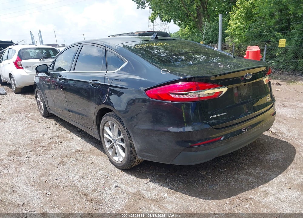 2020 FORD FUSION VIN: 3FA6P0HD3LR154127