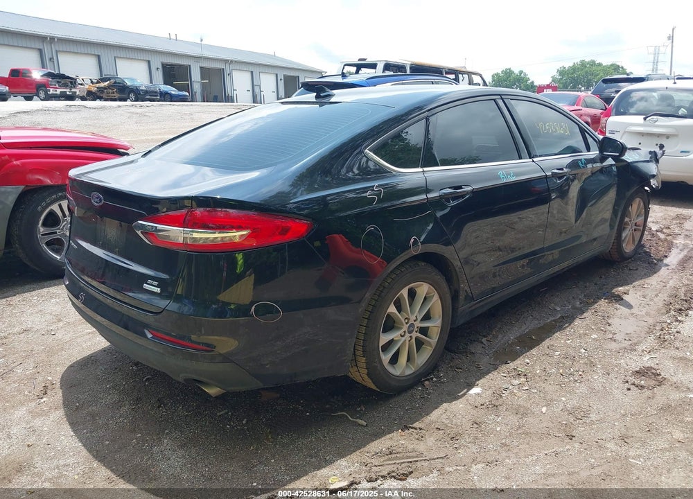 2020 FORD FUSION VIN: 3FA6P0HD3LR154127