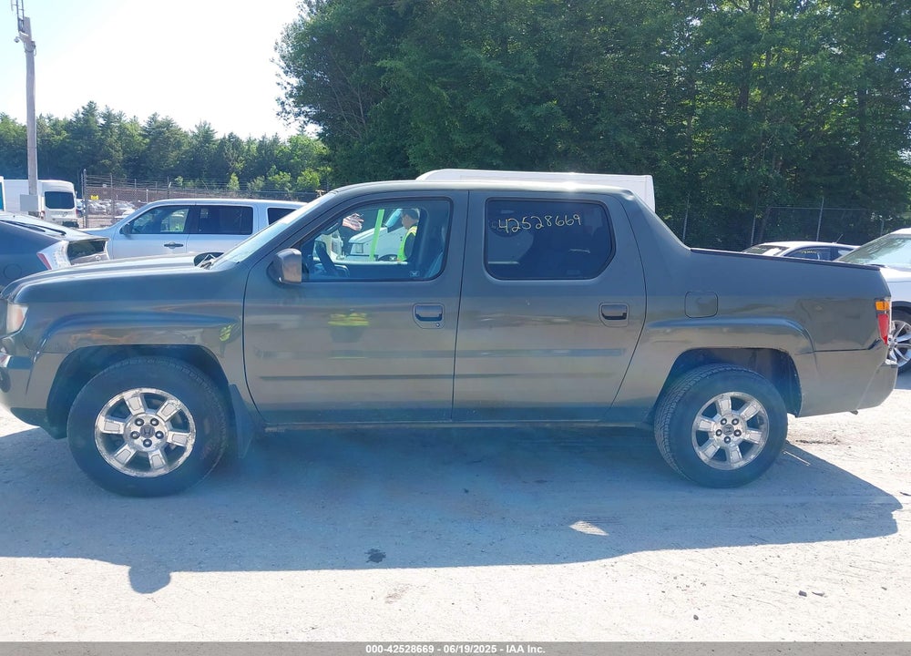 2006 HONDA RIDGELINE VIN: 2HJYK16576H511971