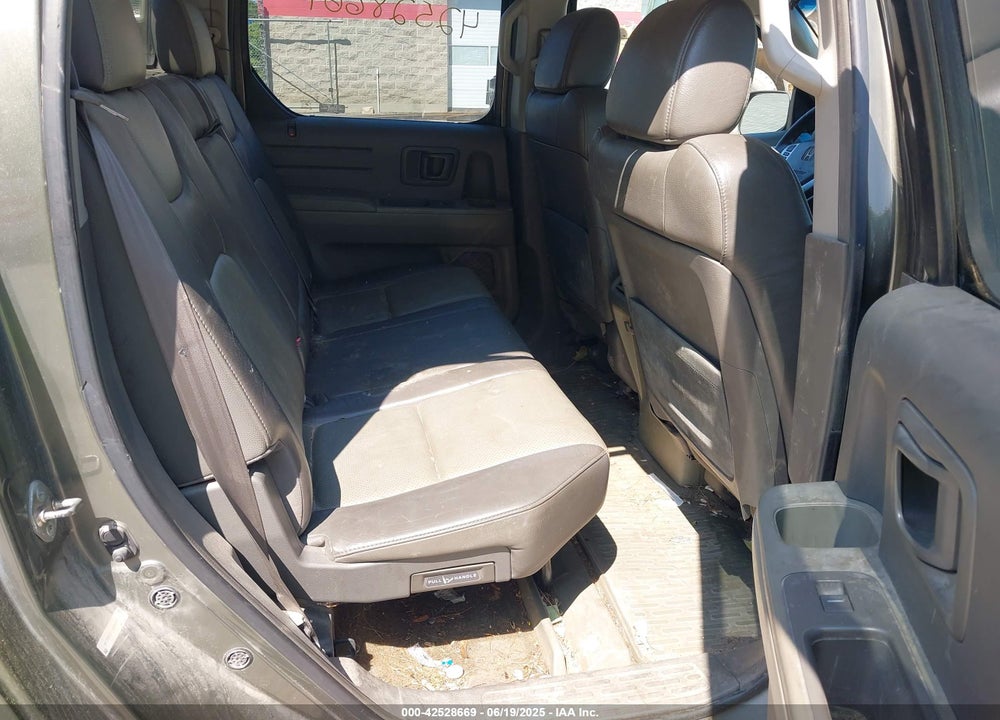 2006 HONDA RIDGELINE VIN: 2HJYK16576H511971