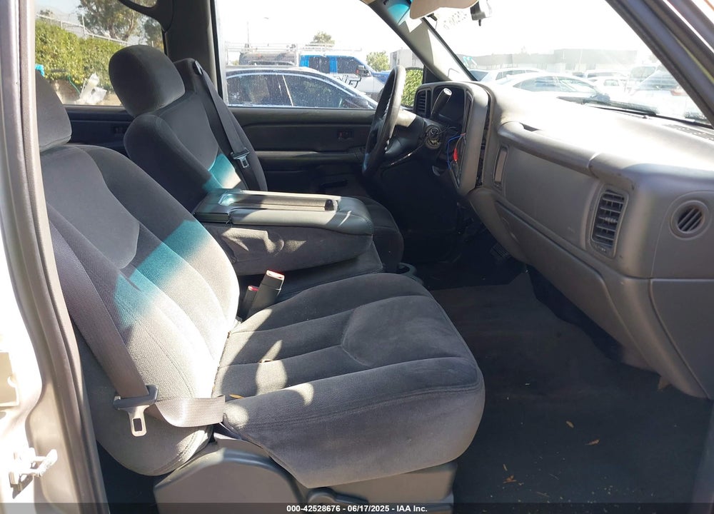 2007 GMC SIERRA 1500 CLASSIC SL VIN: 2GTEC13V571181315