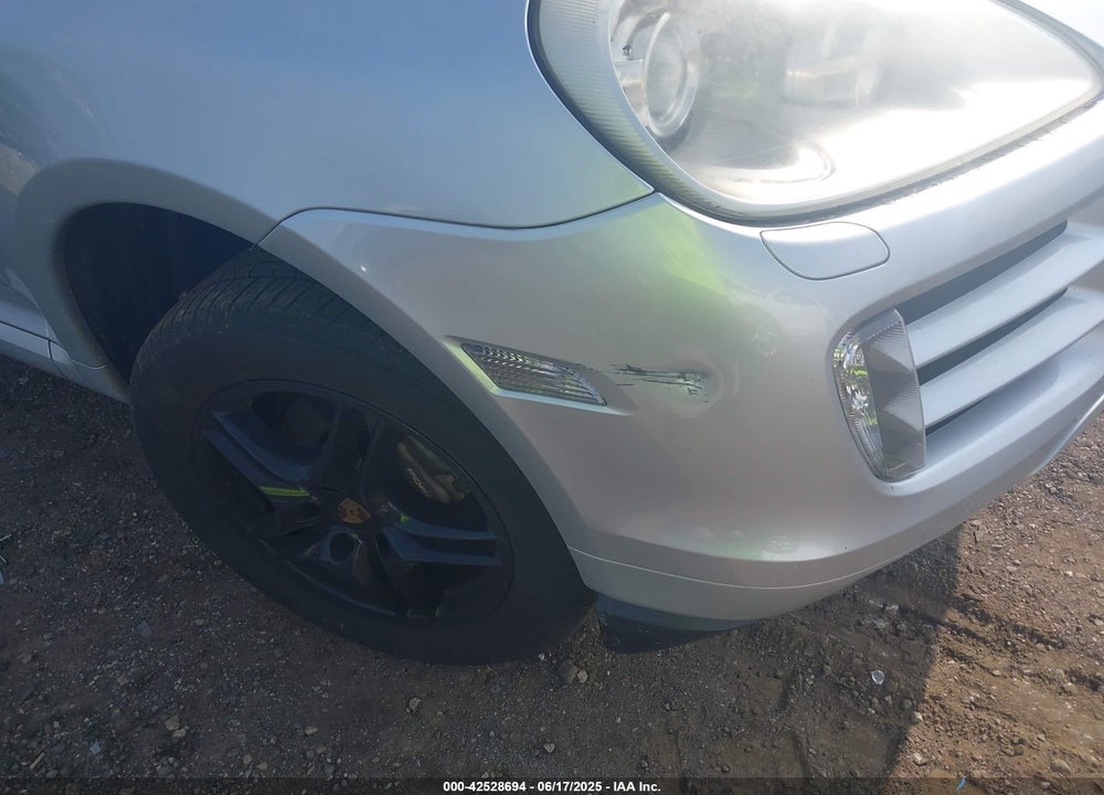 2009 PORSCHE CAYENNE VIN: WP1AA29P49LA09131
