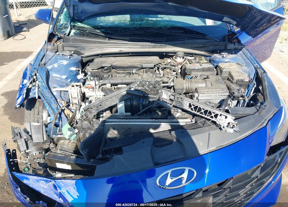 2023 HYUNDAI ELANTRA VIN: 5NPLM4AG7PH092158