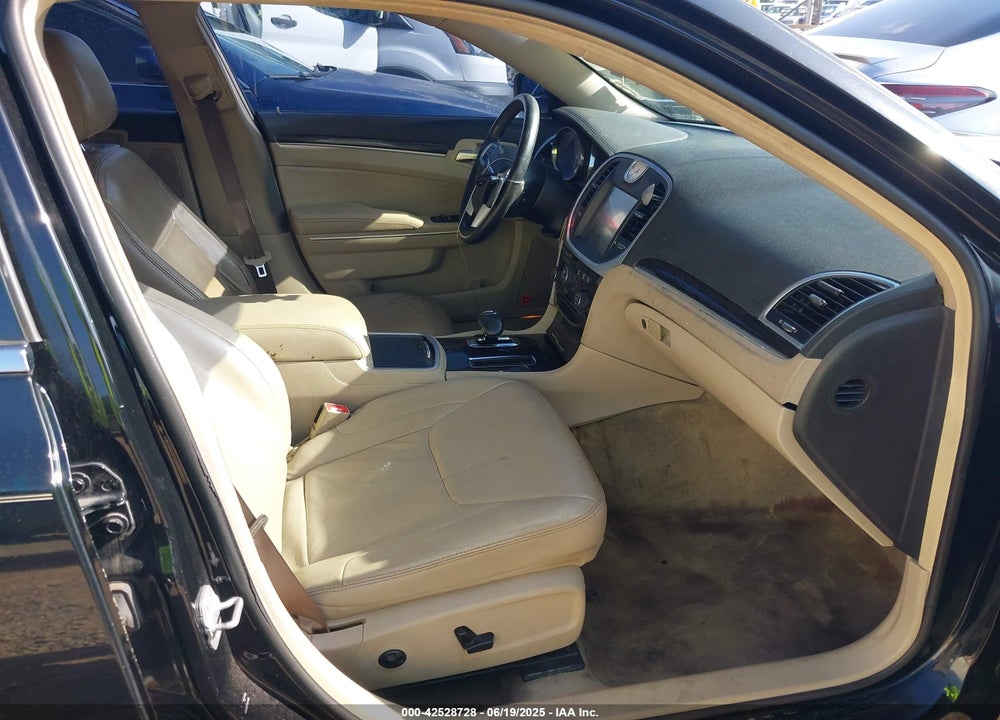 2014 CHRYSLER 300 VIN: 2C3CCAAG0EH186216