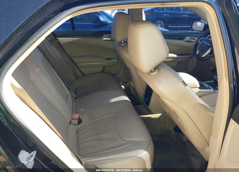 2014 CHRYSLER 300 VIN: 2C3CCAAG0EH186216