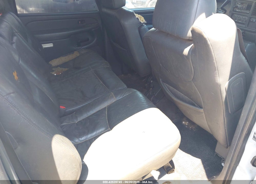 2002 CHEVROLET AVALANCHE 1500 VIN: 3GNEK13TX2G158184