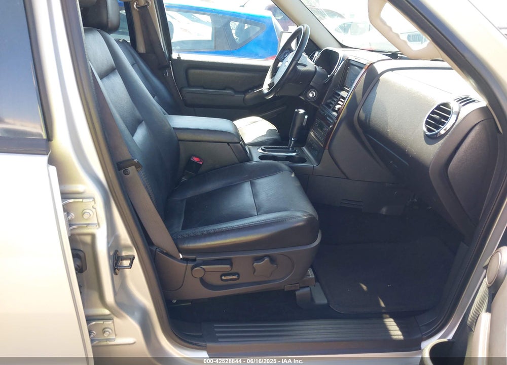 2007 FORD EXPLORER VIN: 1FMEU65E27UB79299