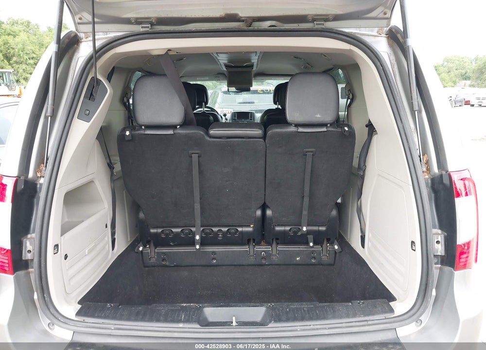 2015 CHRYSLER TOWN & COUNTRY TOURING VIN: 2C4RC1BG9FR588199