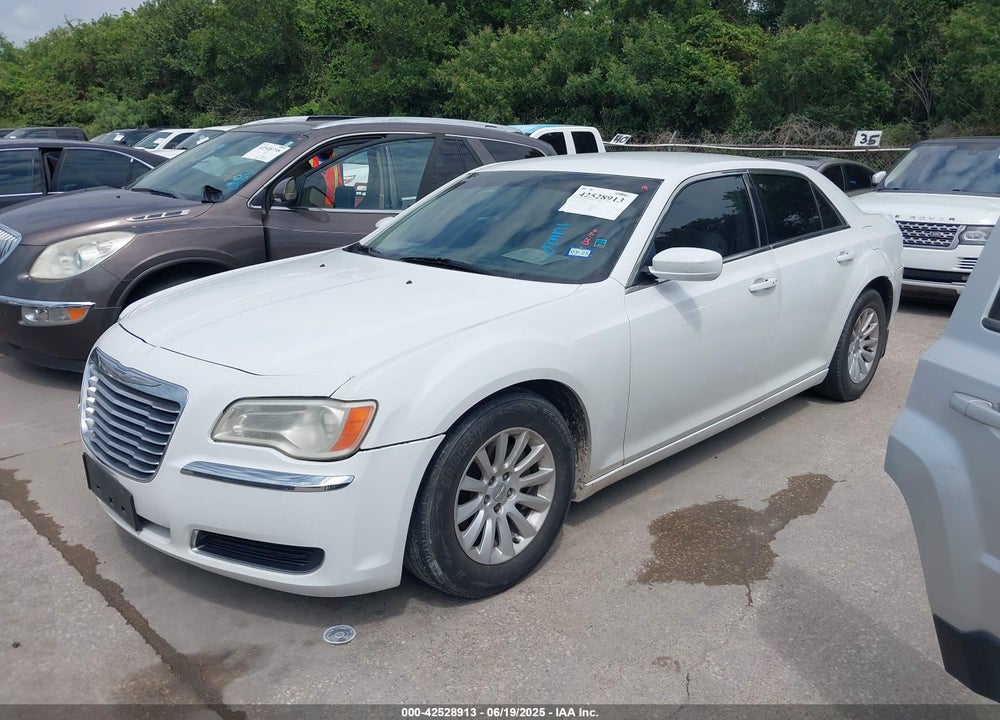 2013 CHRYSLER 300 VIN: 2C3CCAAG3DH527185
