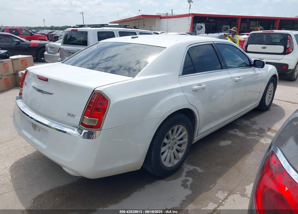 2013 CHRYSLER 300 VIN: 2C3CCAAG3DH527185