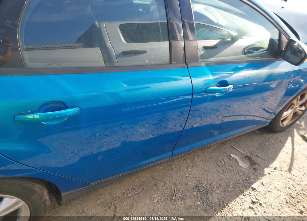 2014 FORD FOCUS VIN: 1FADP3F26EL202957