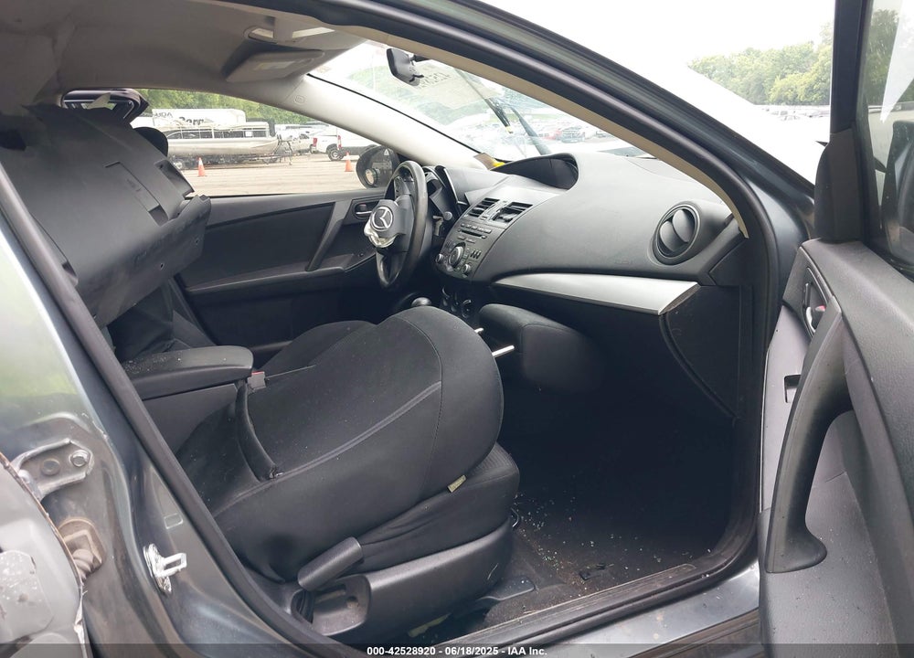 2013 MAZDA 3 VIN: JM1BL1TF6D1743168