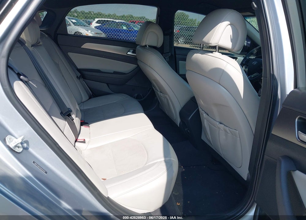 2017 HYUNDAI SONATA VIN: 5NPE34AB7HH543297