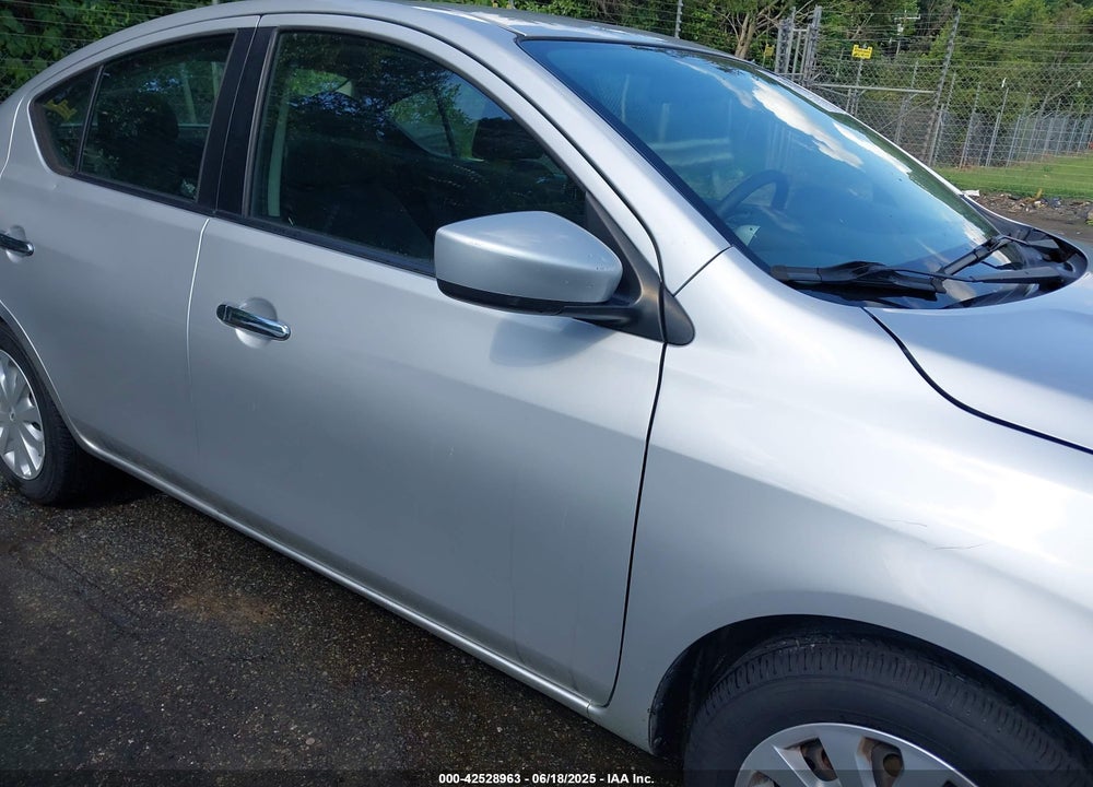 2017 NISSAN VERSA VIN: 3N1CN7AP3HK434584