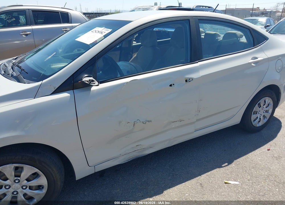 2016 HYUNDAI ACCENT VIN: KMHCT4AE3GU114143
