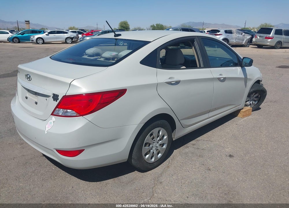 2016 HYUNDAI ACCENT VIN: KMHCT4AE3GU114143