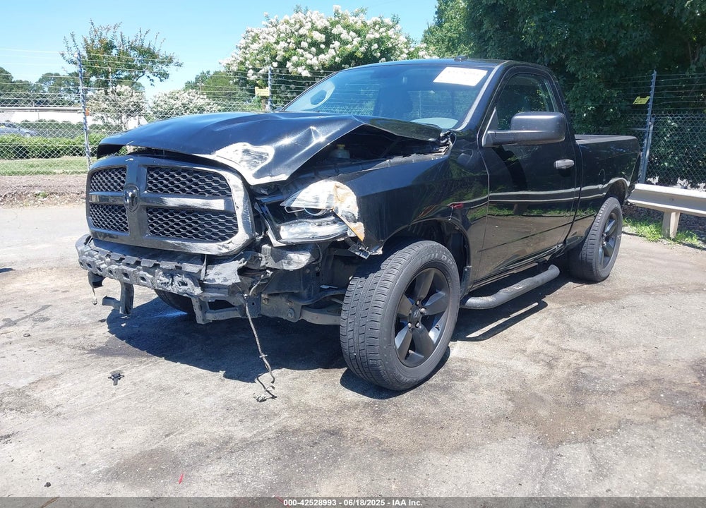 2015 RAM 1500 EXPRESS VIN: 3C6JR6AT8FG564027