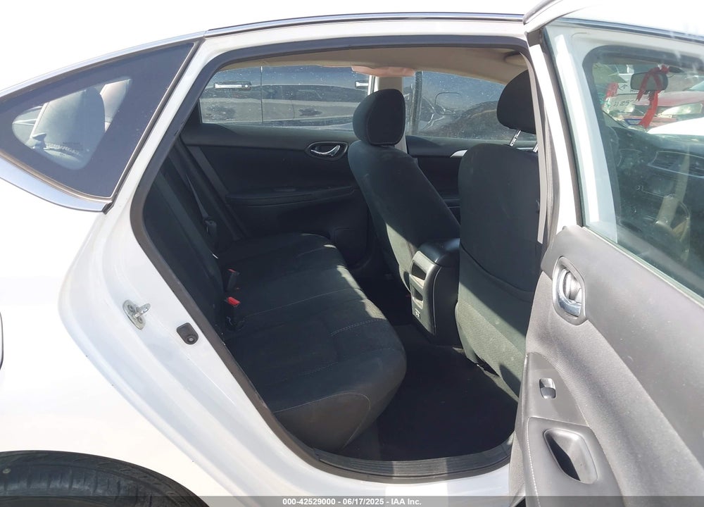 2018 NISSAN SENTRA VIN: 3N1AB7AP4JY337784