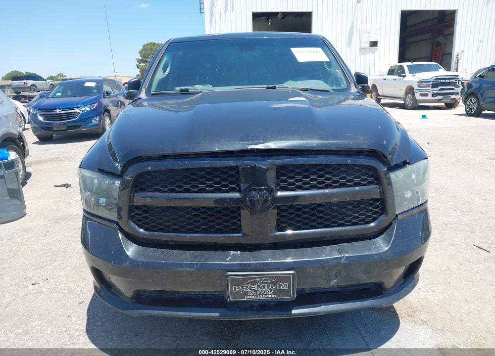 2018 RAM 1500 VIN: 1C6RR6FT3JS325630