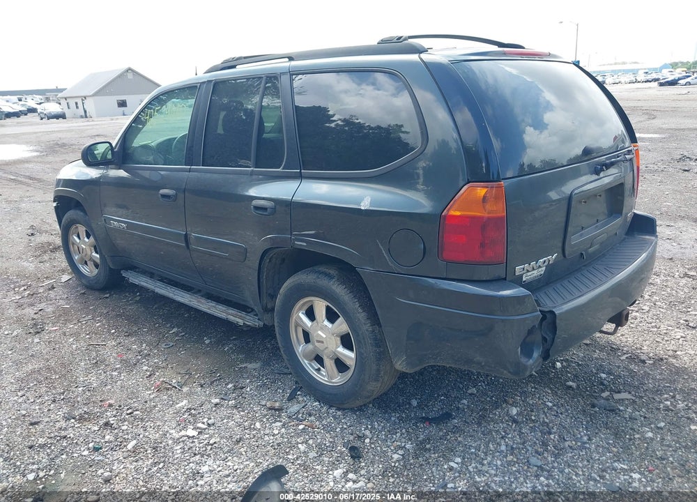 2005 GMC ENVOY SLE VIN: 1GKDT13SX52103647