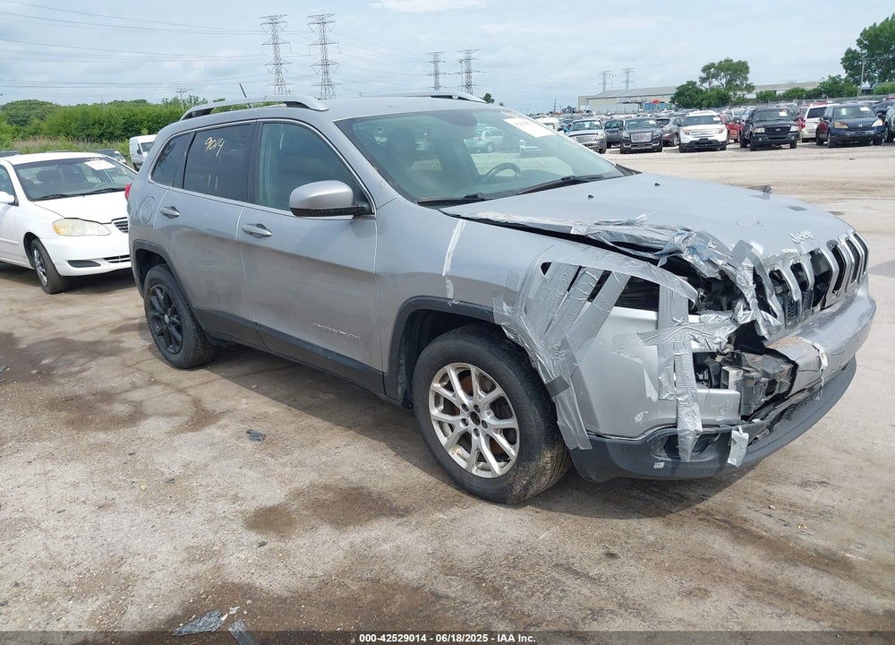 2017 JEEP CHEROKEE LATITUDE 4X4 VIN: 1C4PJMCB0HW632246