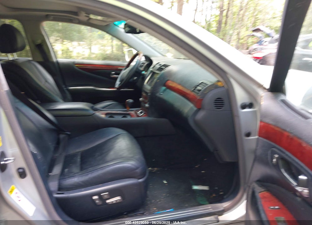2007 LEXUS LS460 VIN: JTHBL46F675010952