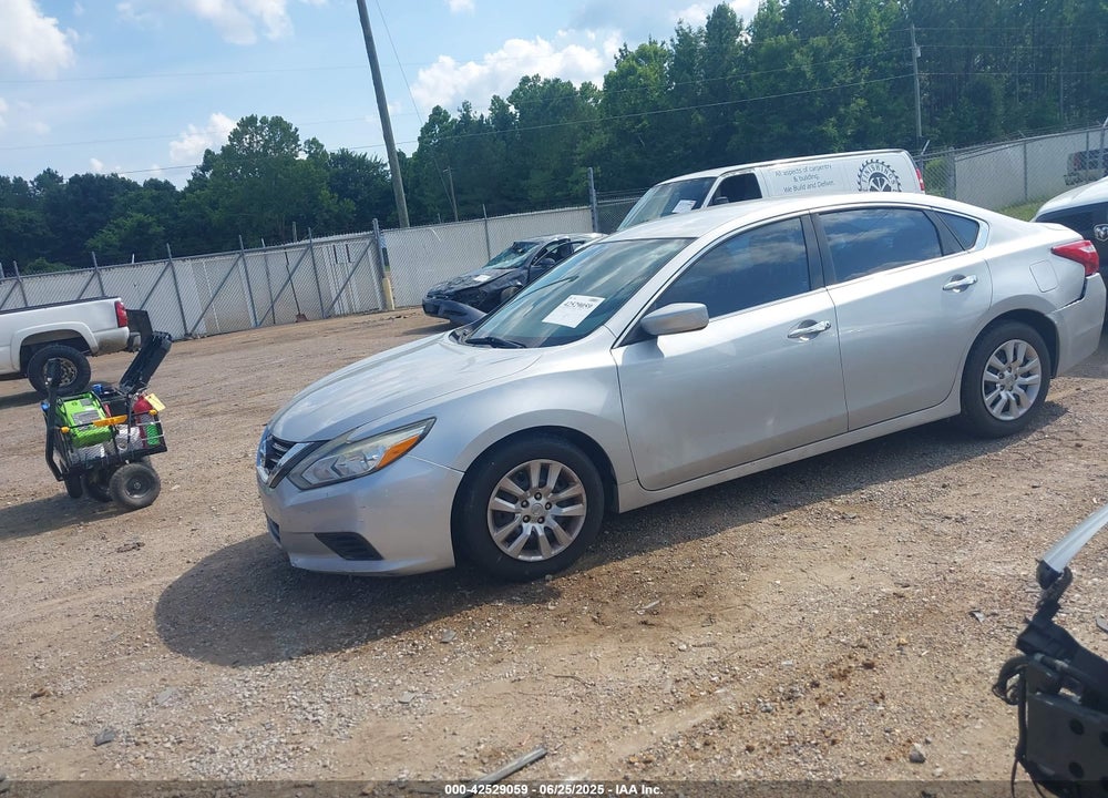 2016 NISSAN ALTIMA VIN: 1N4AL3AP4GN352302