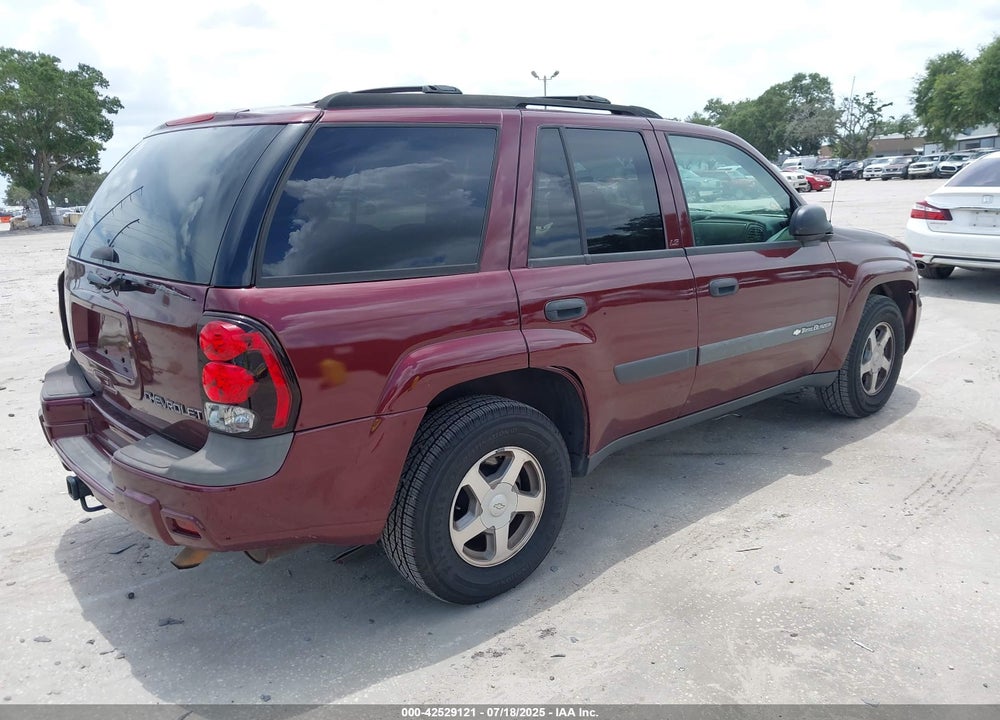 2004 CHEVROLET TRAILBLAZER LS VIN: 1GNDS13S442270428