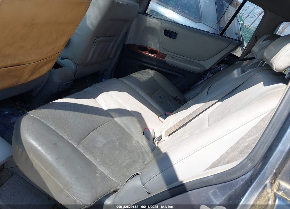 2006 TOYOTA HIGHLANDER HYBRID VIN: JTEEW21A560012012