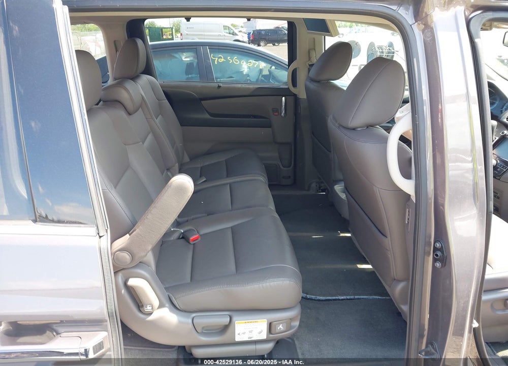 2016 HONDA ODYSSEY TOURING/TOURING ELITE VIN: 5FNRL5H92GB075521