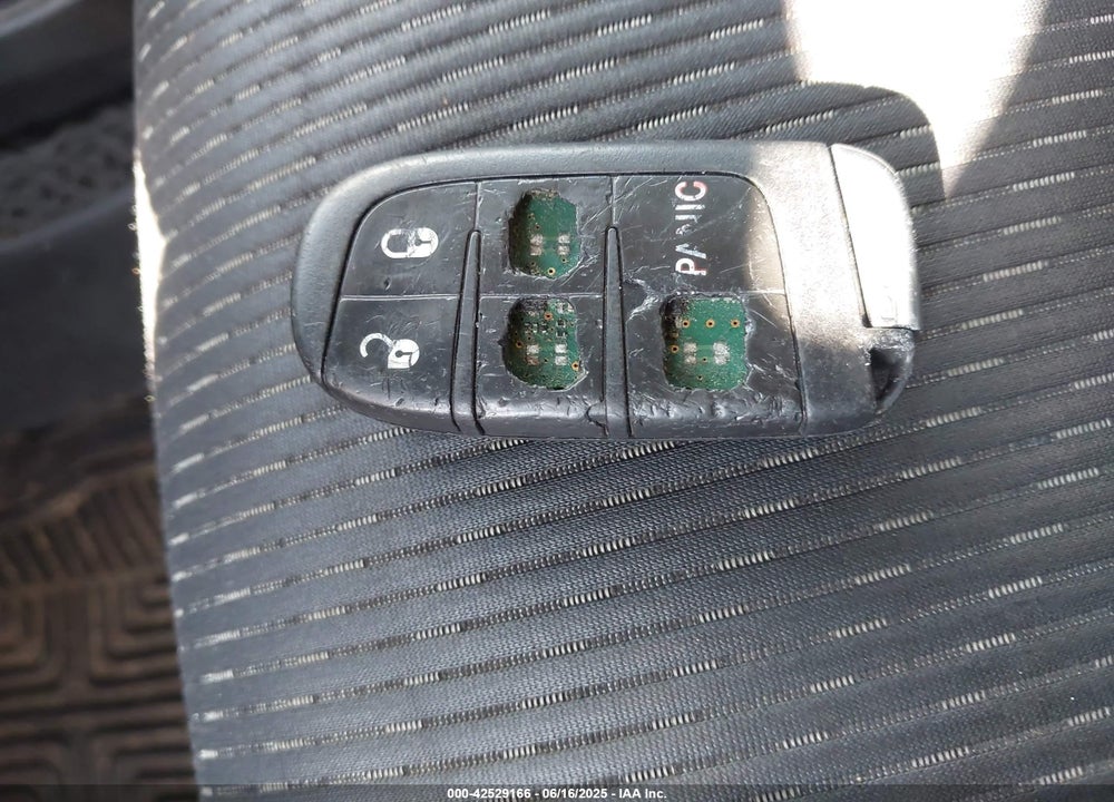 2011 DODGE JOURNEY VIN: 3D4PG1FG5BT503178