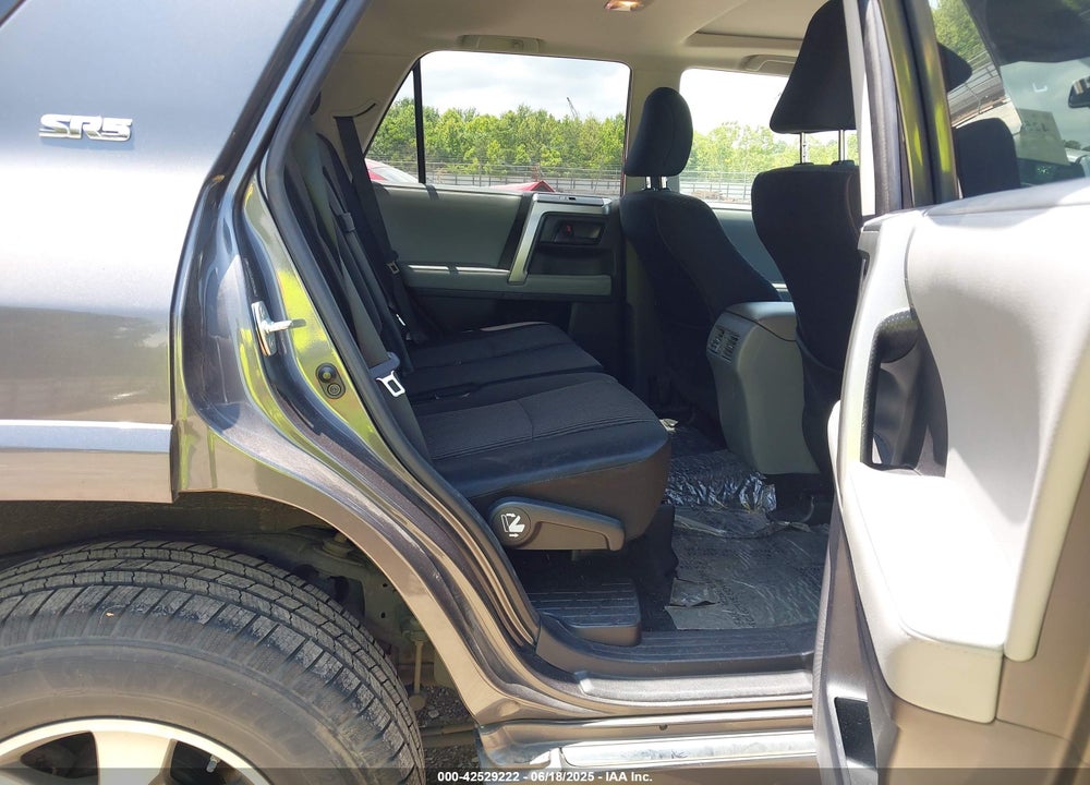 2011 TOYOTA 4RUNNER SR5 V6 VIN: JTEBU5JR3B5057317