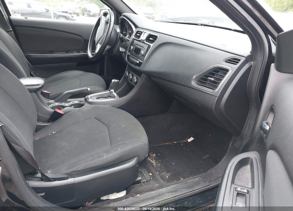 2012 CHRYSLER 200 TOURING VIN: 1C3CCBBB2CN160794