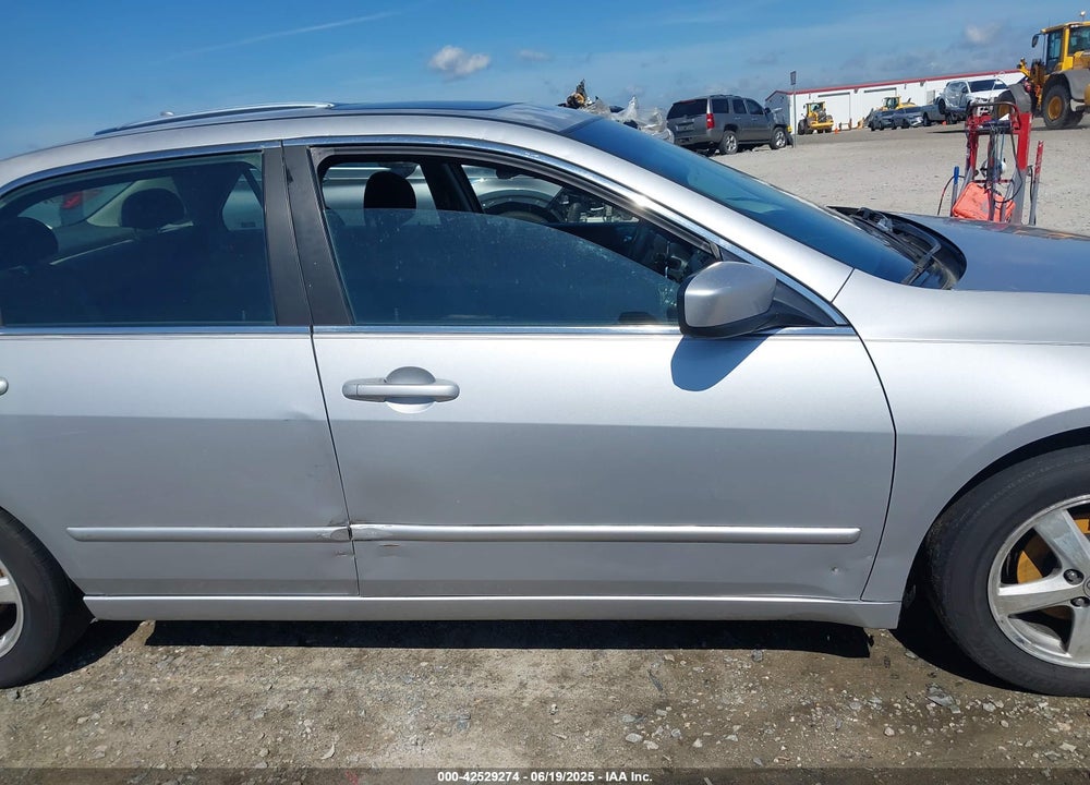 2004 HONDA ACCORD 2.4 EX VIN: JHMCM55644C023988