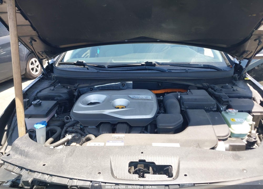 2017 HYUNDAI SONATA HYBRID SE VIN: KMHE24L10HA051494