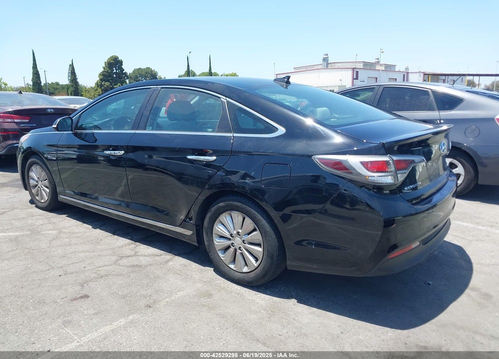 2017 HYUNDAI SONATA HYBRID SE VIN: KMHE24L10HA051494