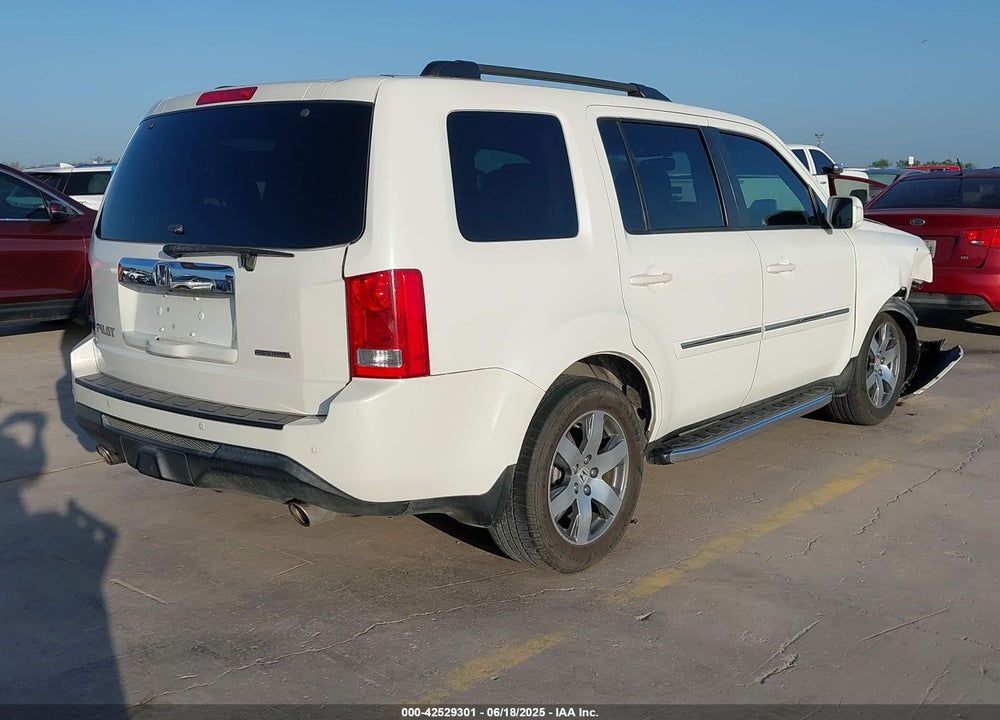 2014 HONDA PILOT VIN: 5FNYF3H92EB017543