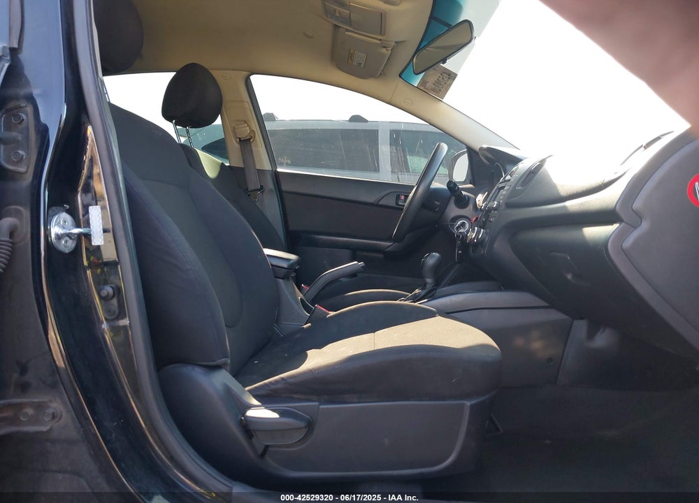 2012 KIA FORTE EX VIN: KNAFU4A25C5569341