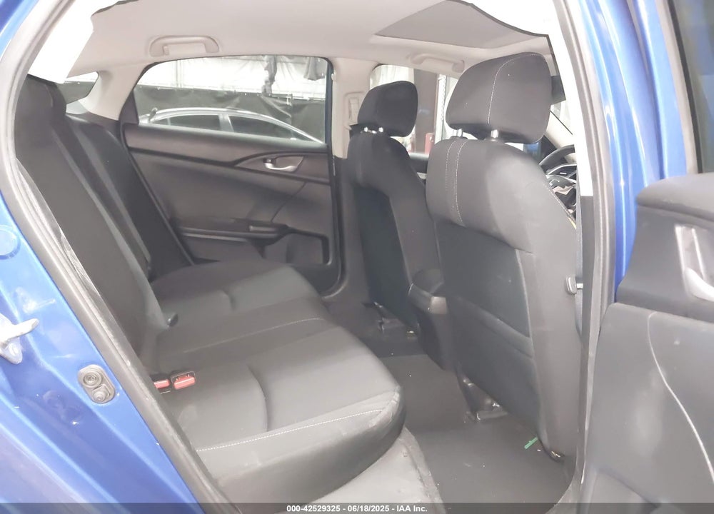 2018 HONDA CIVIC VIN: 2HGFC2F7XJH580471